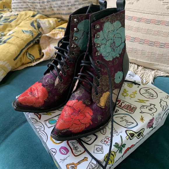 Free People Shoes - Free people tapestry boots